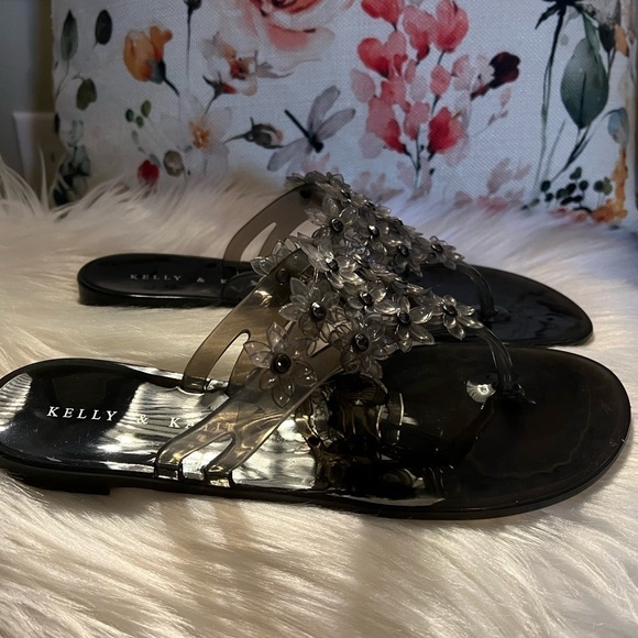 Kelly & Katie Floral Thong Sandals Size 7M - Picture 6 of 11